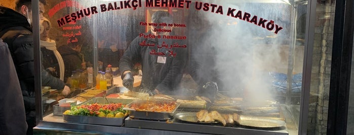 Balik Dürüm is one of İstanbul esnaf.