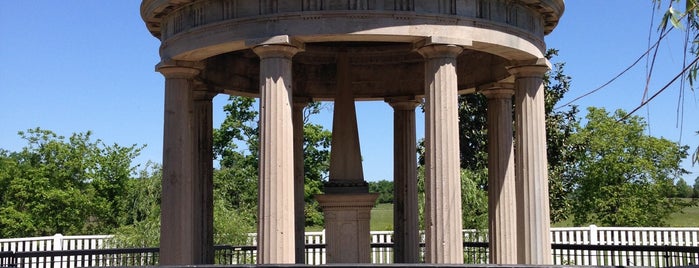 Andrew Jackson's Tomb is one of Chelsea'nın Beğendiği Mekanlar.