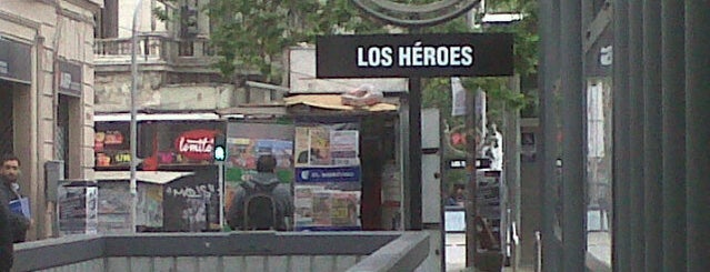 Metro Los Héroes is one of Tempat yang Disukai Juan Manuel.