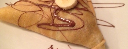 Café Crêpe is one of Cristianeさんのお気に入りスポット.