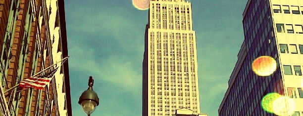 Edificio Empire State is one of NYC to do.