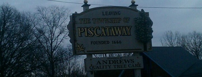 Edison/Piscataway Boarder Line is one of Places I go 2.