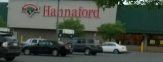 Hannaford Supermarket is one of Marcieさんのお気に入りスポット.
