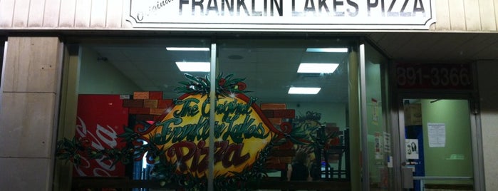 Franklin Lakes Pizza is one of Oakland.