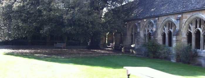 Cloisters At The Chapel is one of Discovering Oxford.