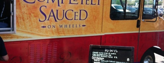 Completely Sauced is one of Saint Louis Food Trucks.