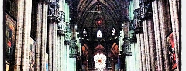 Catedral de Milão is one of Arnold Coffee Orefici: Visita nei dintorni.