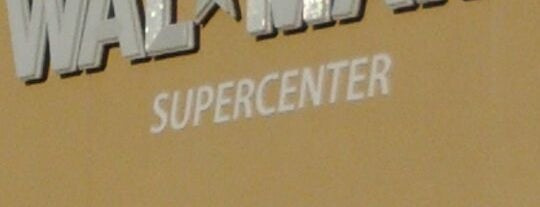 Walmart Supercenter is one of สถานที่ที่บันทึกไว้ของ George.