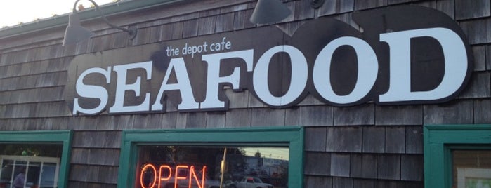 Depot Restaurant is one of สถานที่ที่ Erin ถูกใจ.