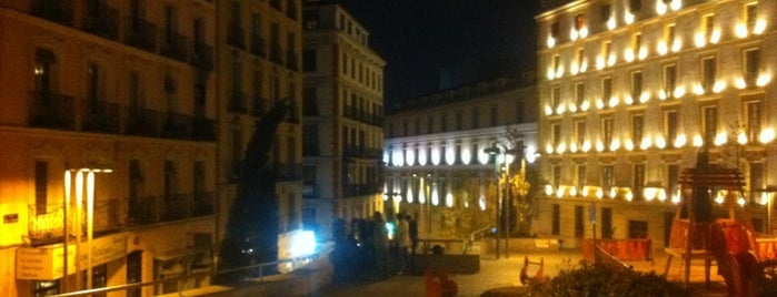 Plaza de Santo Domingo is one of Madrid - Sitios que ver.