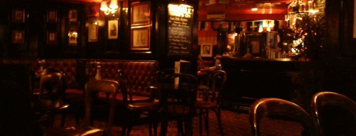 The Bailie is one of Pubs etc in the Burgh.