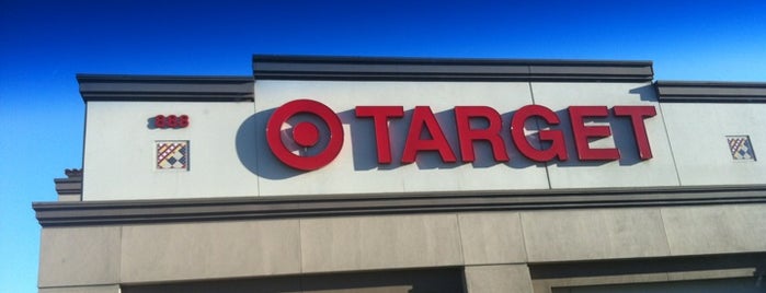 Target is one of Lugares favoritos de Tiffany.