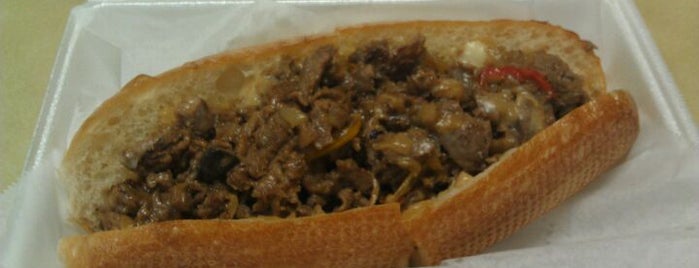 G's Cheesesteak And Hotdog is one of สถานที่ที่ Alyssa ถูกใจ.