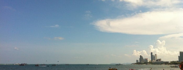 Pattaya Beach is one of AsiaTrip.