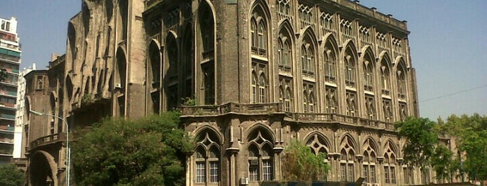 Facultad de Ingeniería (UBA) - Sede Las Heras is one of Universidad de Buenos Aires.