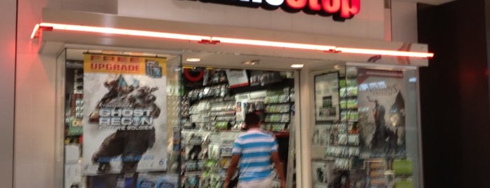 GameStop is one of VIDEO PS Y XBOX.