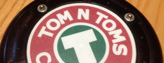 Tom N Toms Coffee is one of 100CafeInSingapore.
