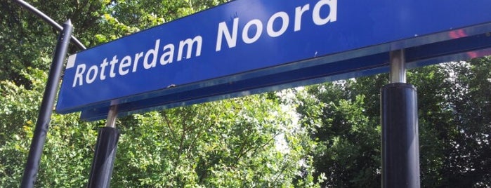 Station Rotterdam Noord is one of Locais curtidos por Theo.