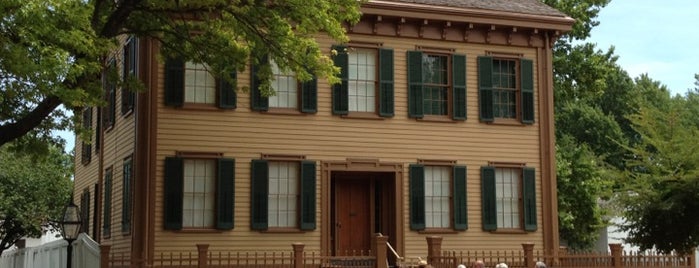 Lincoln Home National Historic Site is one of Places I MUST go...someday..