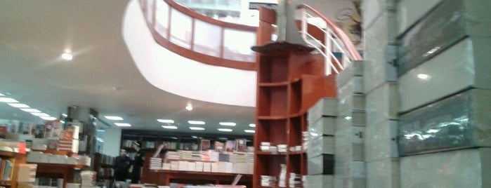 Librería del Fondo de Cultura Económica "Octavio Paz" is one of Gespeicherte Orte von Angie.