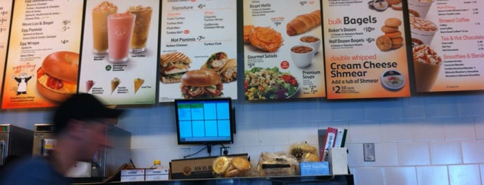 Einstein Bros Bagels is one of Lizさんのお気に入りスポット.