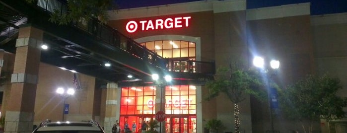 Target is one of สถานที่ที่ Todd ถูกใจ.