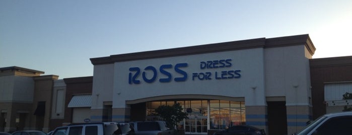 Ross Dress for Less is one of สถานที่ที่ Todd ถูกใจ.