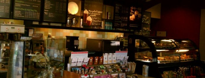 Starbucks is one of Stephen G.さんのお気に入りスポット.