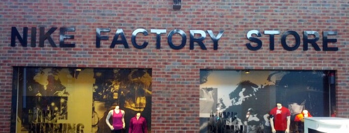 Nike Factory Store is one of Fabrikverkauf & Outlets (Factory Outlets) DE.