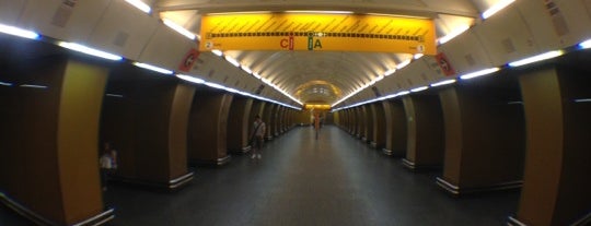 Metro =B= Národní třída is one of Metro B.
