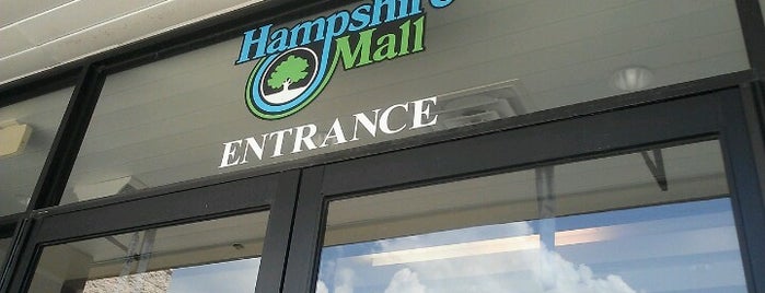 Hampshire Mall is one of Tempat yang Disukai Nico.