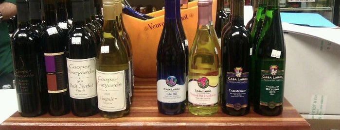Cleveland Park Wine & Spirits is one of Spots for Regional American Wine.
