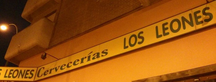 Cervecería Los Leones is one of สถานที่ที่ Sergio ถูกใจ.