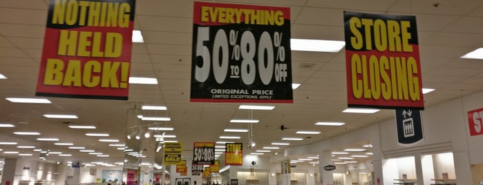 Sears is one of Danさんのお気に入りスポット.