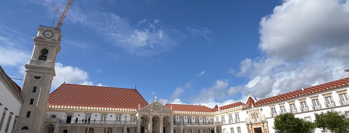 Faculdade de Direito da Universidade de Coimbra is one of Atracções.