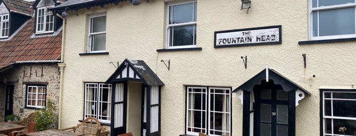 Fountain Head is one of Old Devon Pubs.
