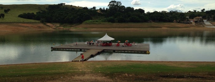 G. E. C. Náutico is one of สถานที่ที่ Marina ถูกใจ.