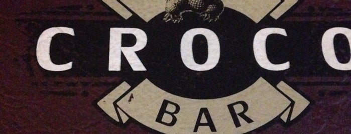 Croco Bar is one of Bares.