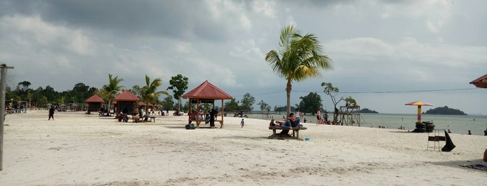 Vio Vio Beach is one of Batam.