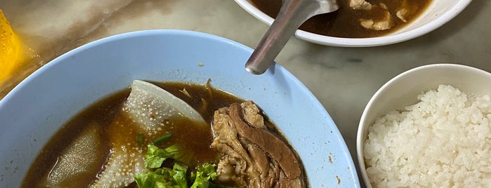 ก๋วยเตี๋ยวเนื้อเชลล์ลืมชิม บิ๊กสุ is one of Beef Noodle in Bangkok.