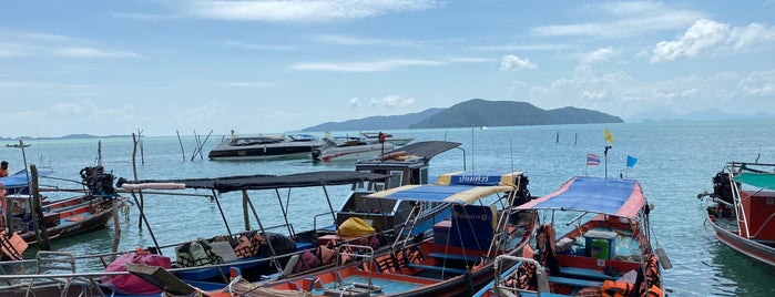 Thong Krut Pier is one of Thailand.