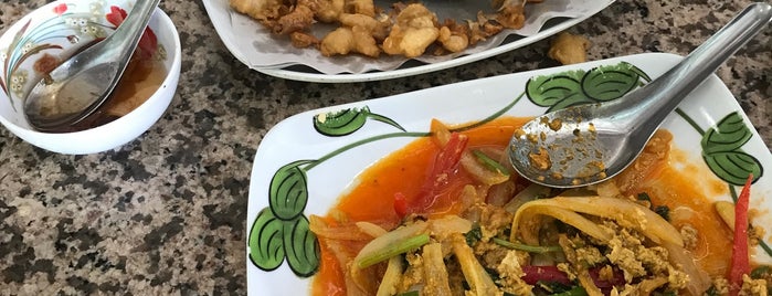 ครัวสโมสร is one of Top picks for Thai Restaurants.
