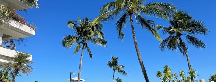 Shangri-La's Mactan Resort and Spa is one of Getaways.