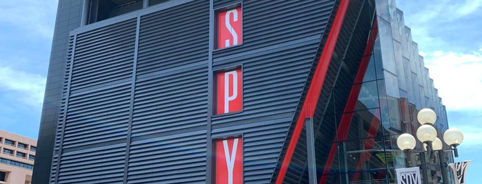 International Spy Museum is one of Crispinさんのお気に入りスポット.
