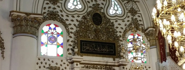 Hisar Camii is one of Locais curtidos por Tatiana.