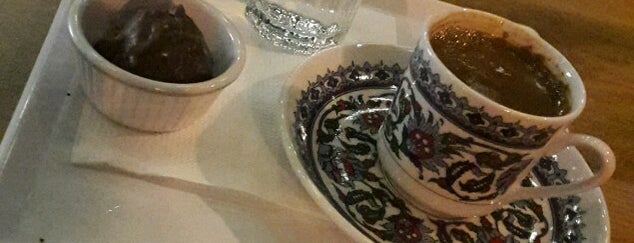 Derya Pastane & Cafe is one of สถานที่ที่ Şule ถูกใจ.