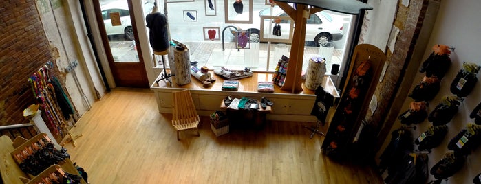 Feelgoodz Treehouse is one of Freaker Stores: USA.