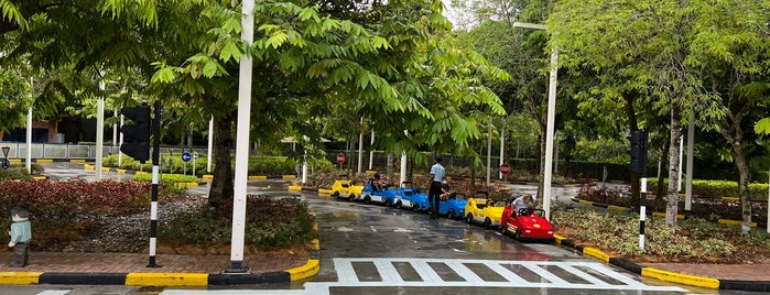 Junior Driving School is one of Kuala lumpur.