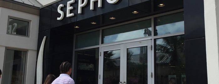 SEPHORA is one of Snowy's hangouts:.