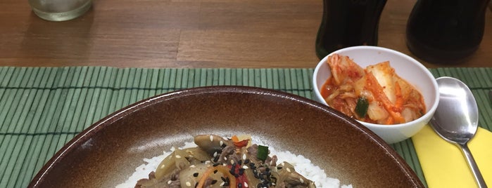 Bibimbap Korea is one of Locais curtidos por Christoph.